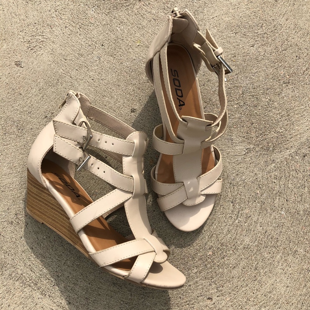 Super cute Women Soda Sandals
